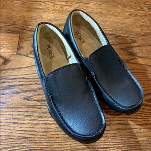 Boy’s Size 4 Dress/Casual Shoes